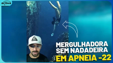 Mergulhadora descendo vários metros em apneia -22